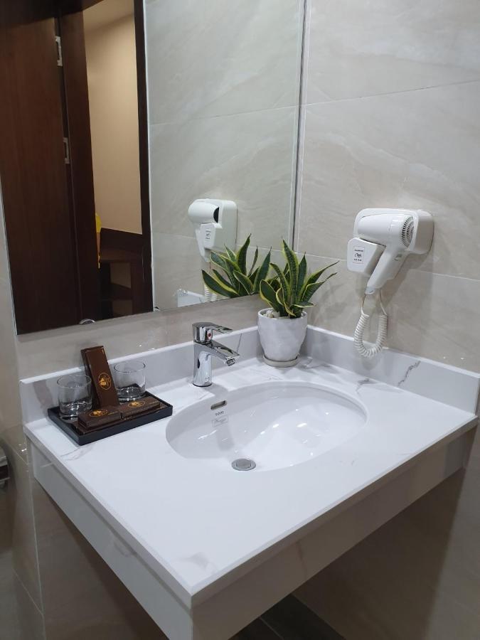 Ha Long Bay Tuan Chau Hotel Exterior foto